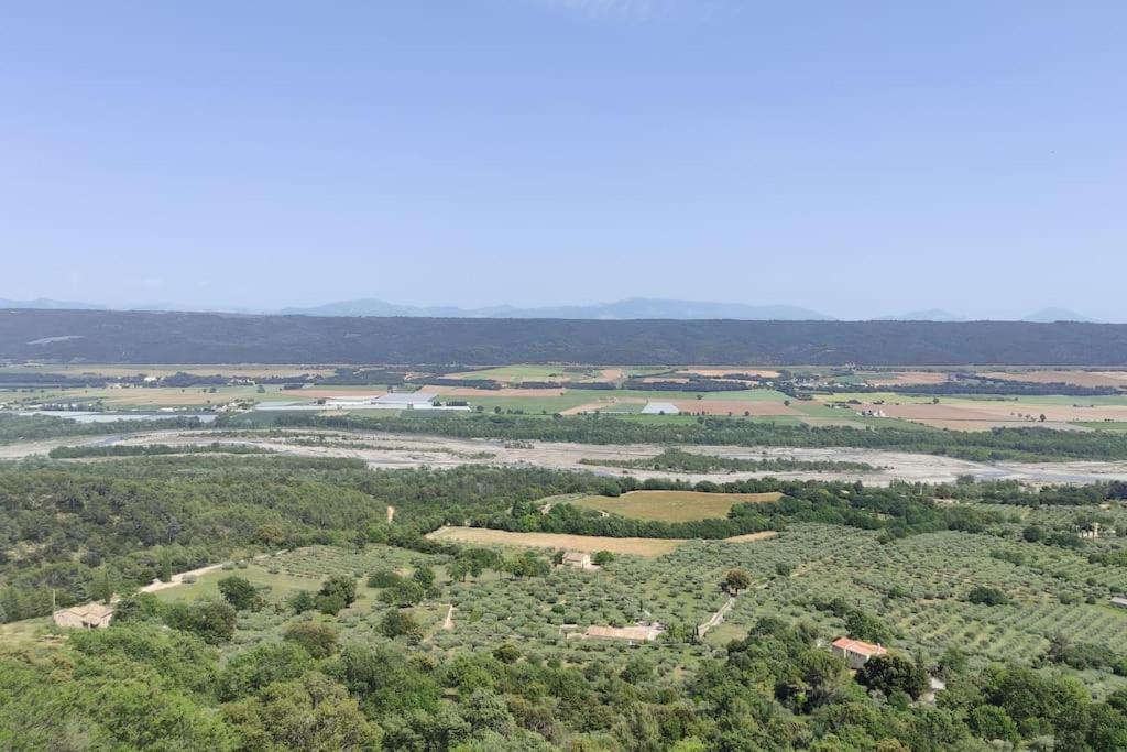 Joli Appartement Dans Village Calme En Provence Les Mées Exterior foto
